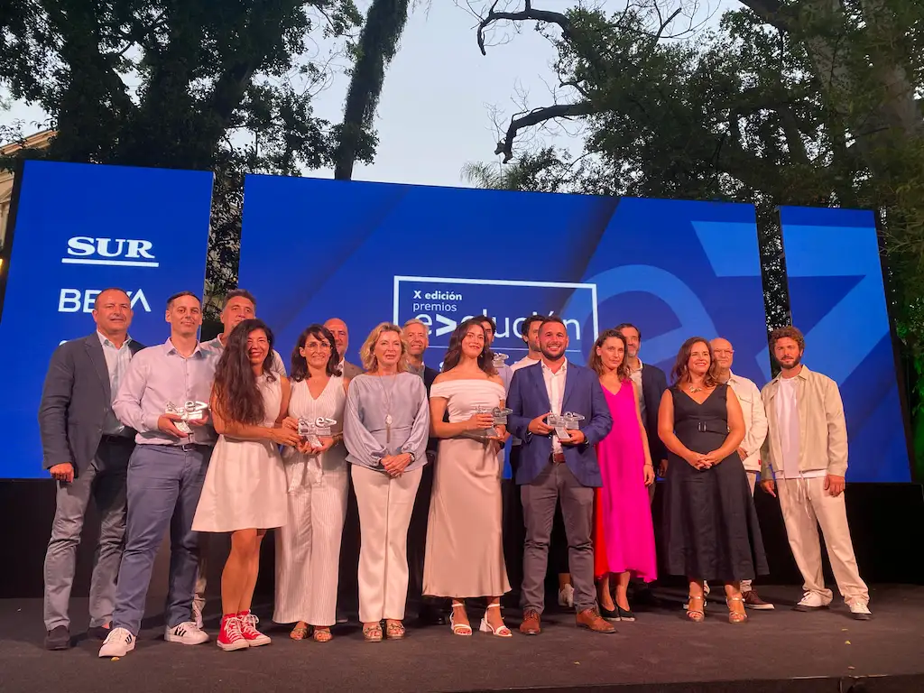 Equipo Solbyte recibiendo el Premio Evolución a la mejor contribución sostenida a la digitalización de la pyme